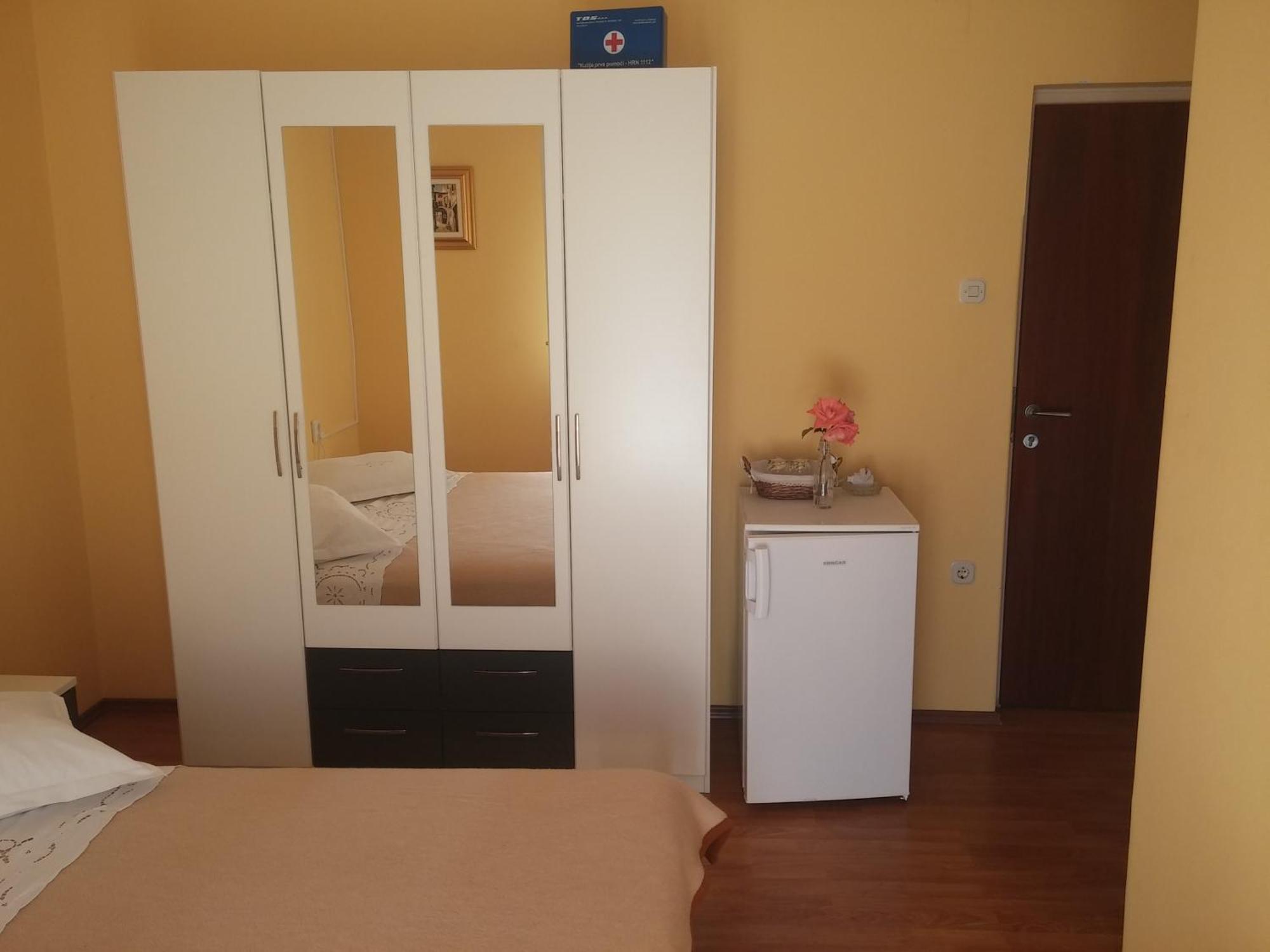 Apartments & Rooms Brna Banjol Dış mekan fotoğraf