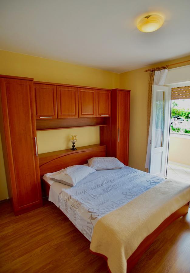 Apartments & Rooms Brna Banjol Dış mekan fotoğraf