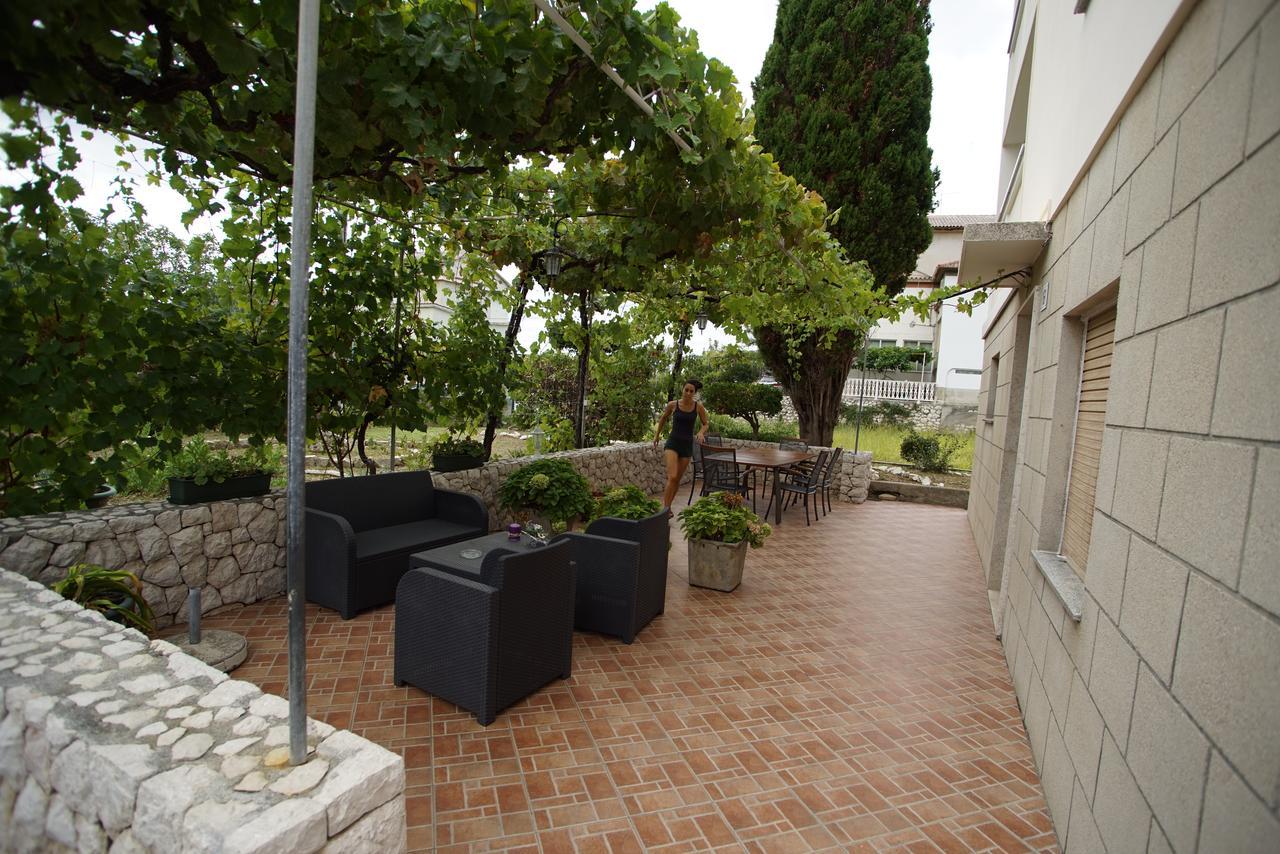 Apartments & Rooms Brna Banjol Dış mekan fotoğraf