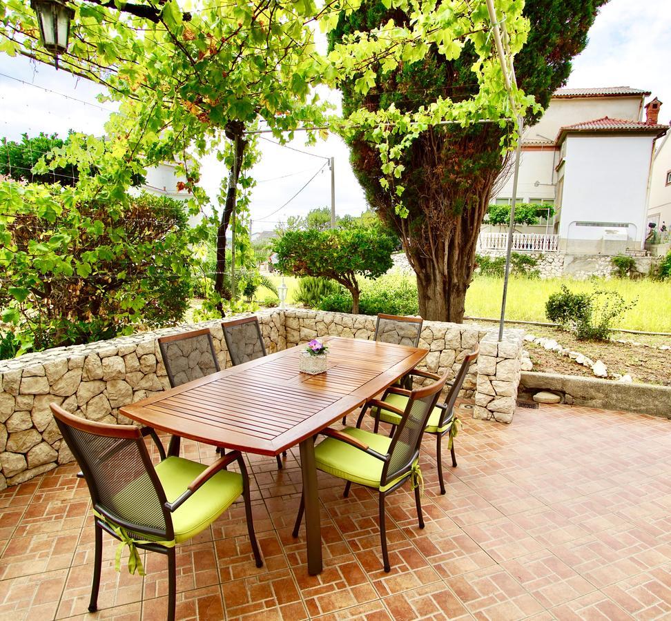 Apartments & Rooms Brna Banjol Dış mekan fotoğraf